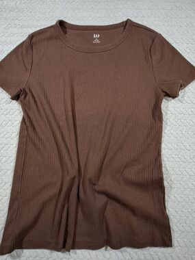 GAP Women's Ribbed Crewneck Tee - Chocolate Brown